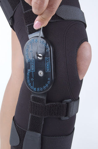 Form Fit Multi-Functional Knee Brace